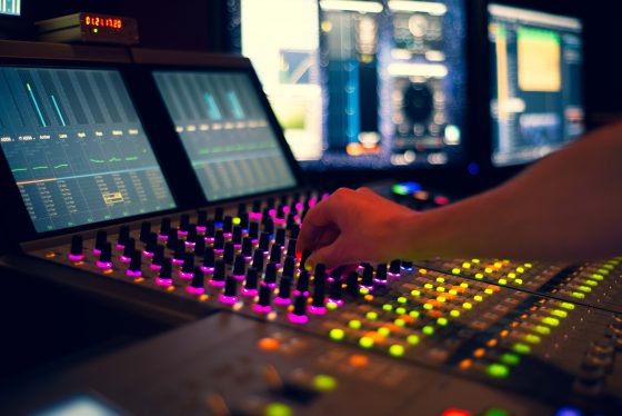Studio Mitte eigene Streaming & Remote Services